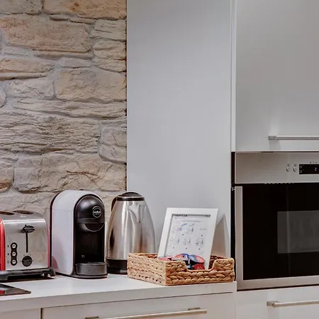 La Maison De Garage *