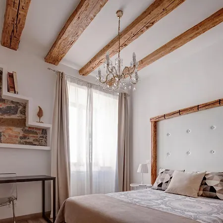 La Maison De Garage *